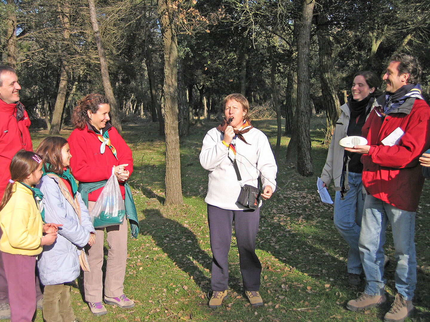 Duran tot el camí la Luisa havia sentit la pressió del membres del Club, per que quan rebés el fulard dels mil quilòmetres digues unes paraules. Es va resistir però, després de ballar una mica de contenta, les va dir.