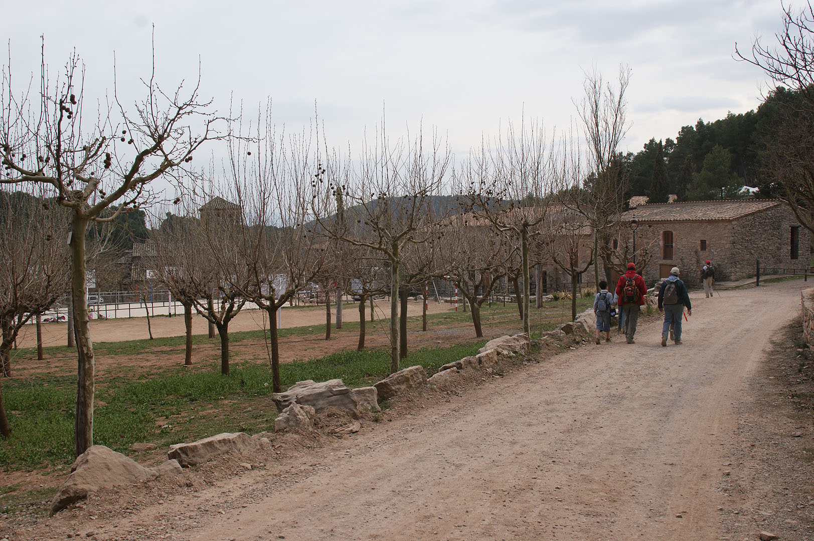 Els últims ja estem arribant a Castellnou de Bages. Lloc dedicat a estàncies de colònies.