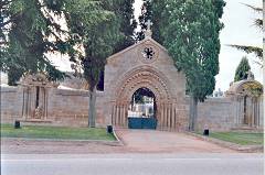 Cementerio de Navarrete, final de una etapa y comienzo de la siguiente.